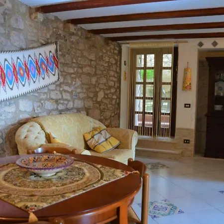 Casa Cartagine 3 *